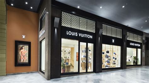 louis vuitton bologna orari|louis vuitton bologna account.